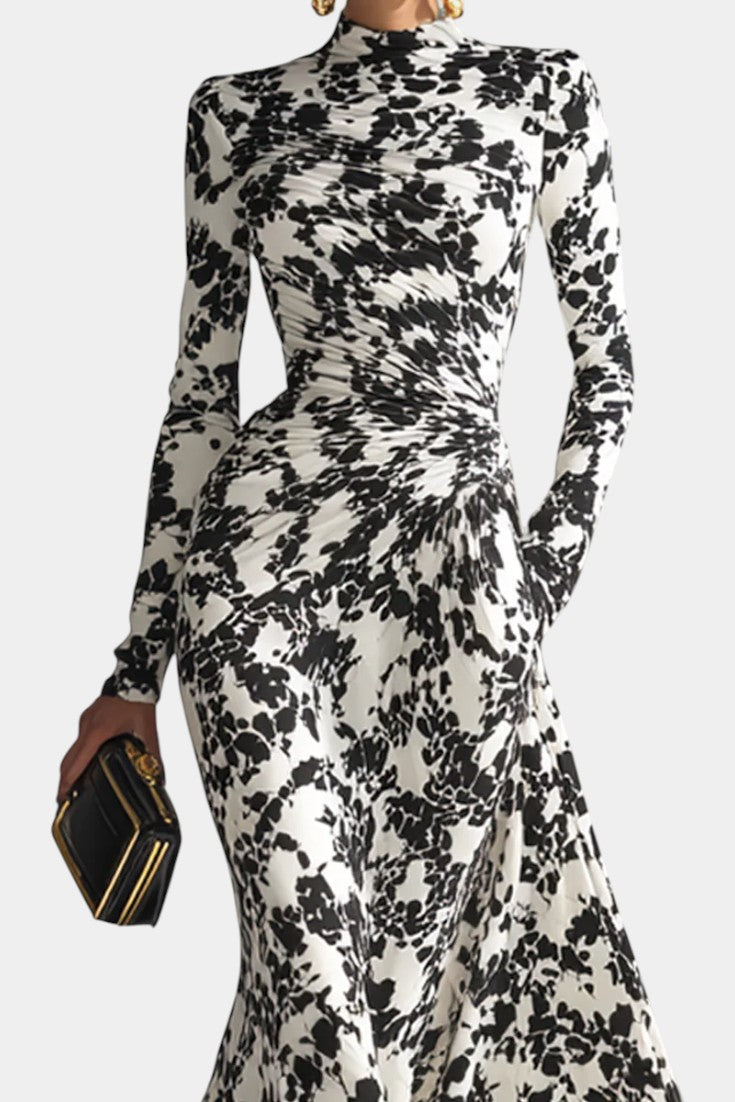 Amada Robe Portefeuille Florale Noir et Blanc à Col Montant