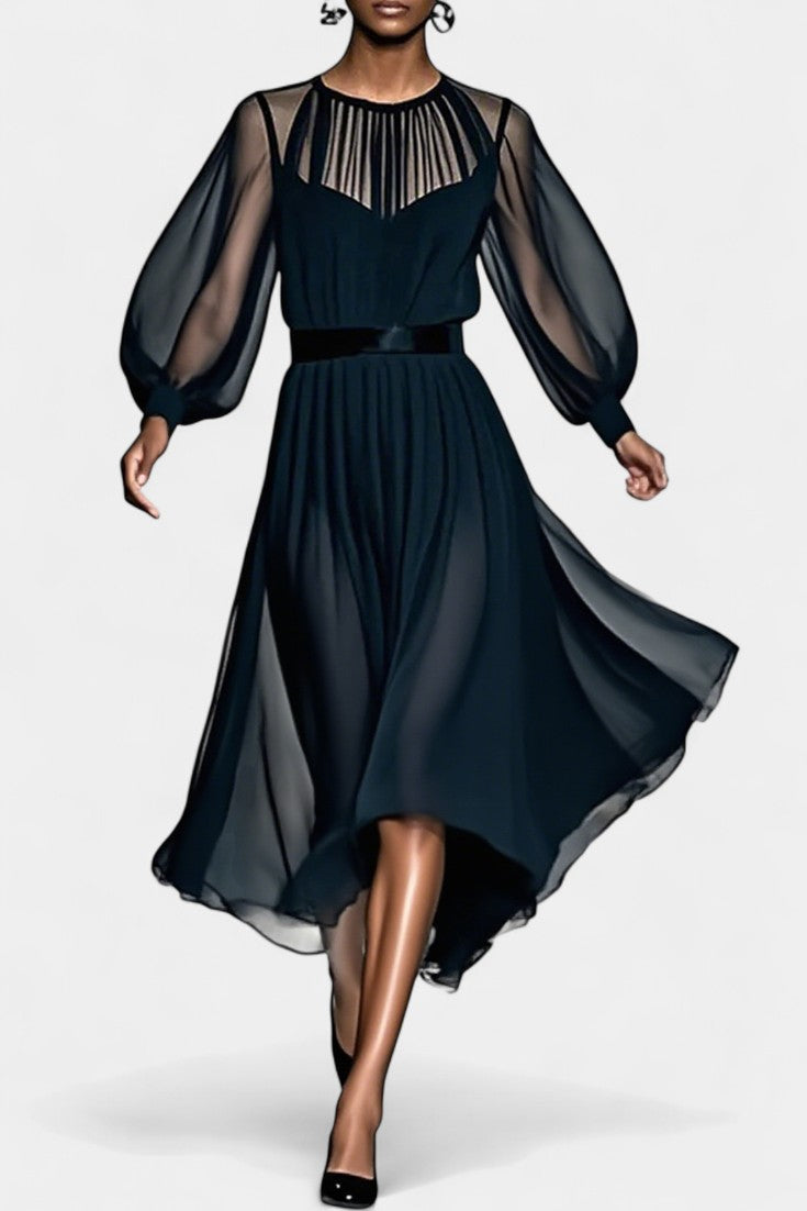 Aurelia Robe Longue en Chiffon Plissé à Détails Transparents